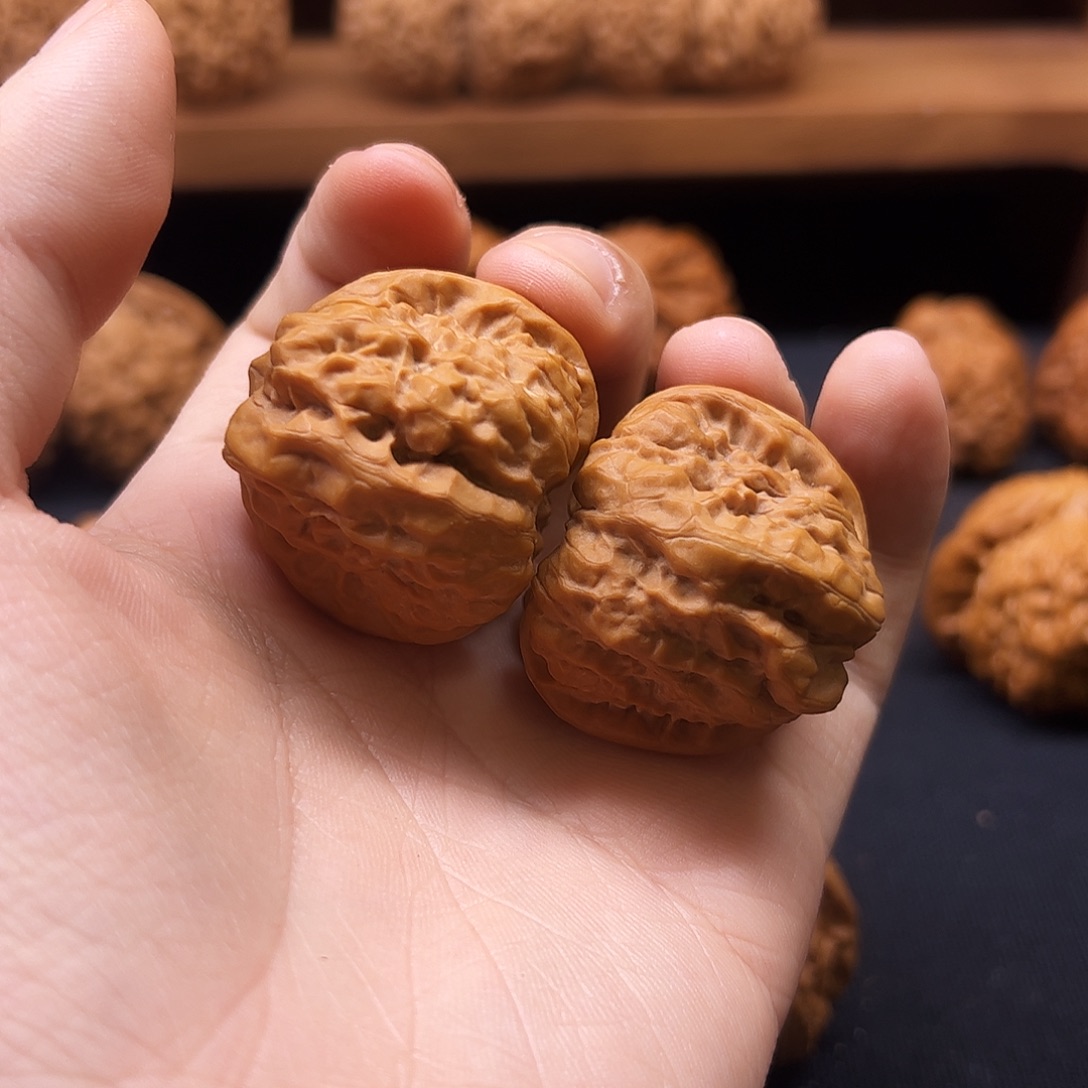 核桃把件蛤蟆头37