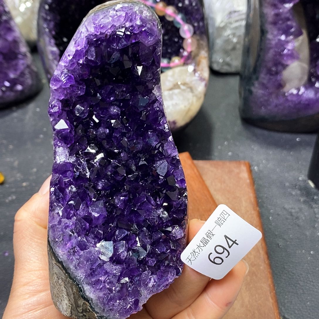 水晶大型摆件（非配饰）未镶嵌