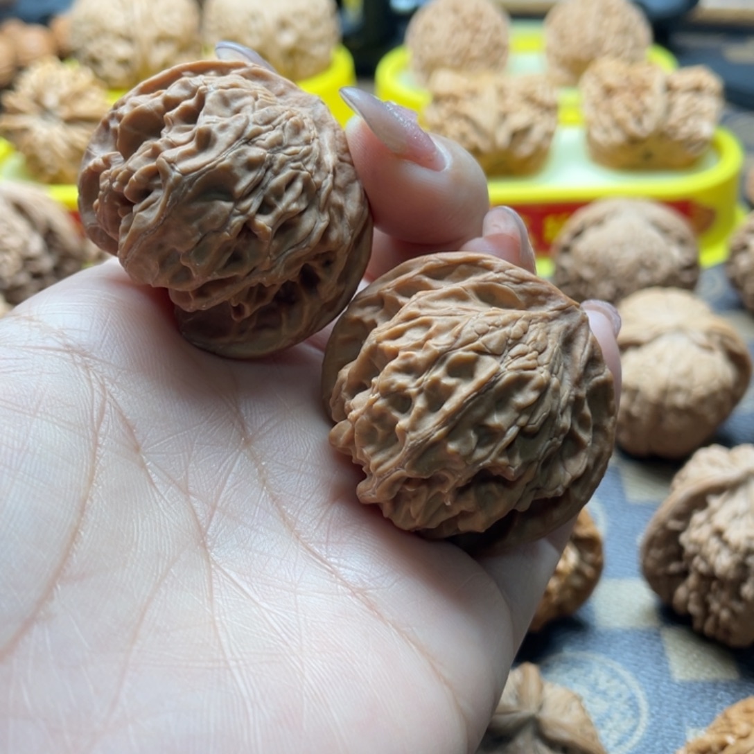文玩核桃把件39盘山核桃