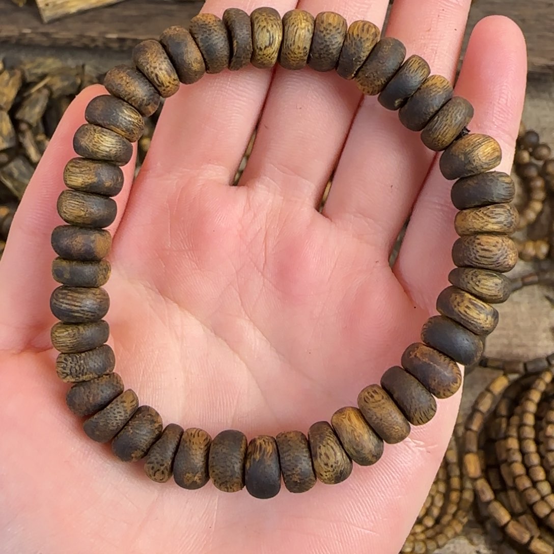 沉香沉香碎屑沉香碎屑0.8算盘珠