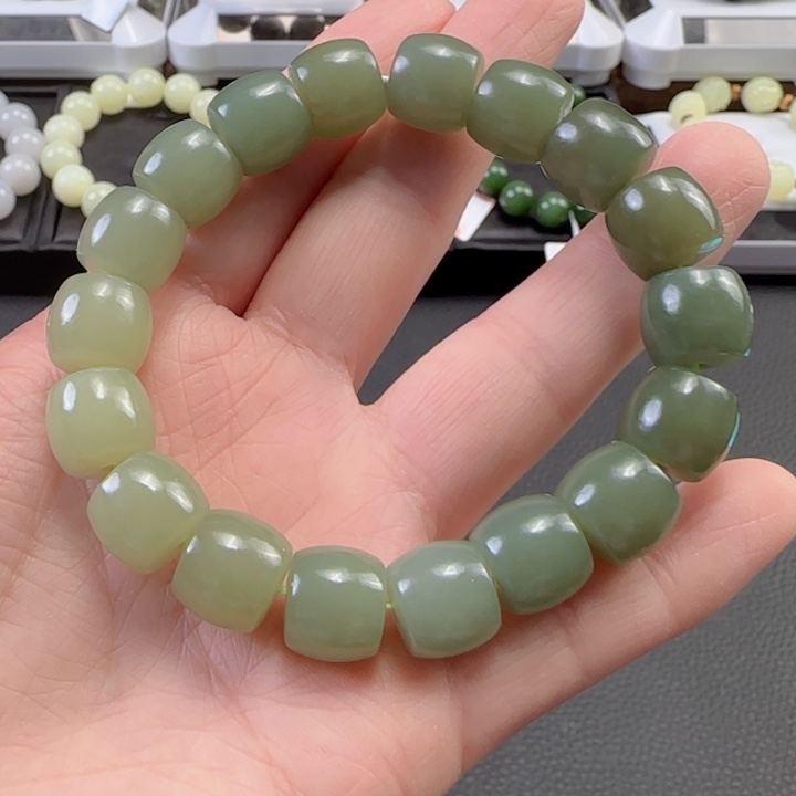 和田玉手链未镶嵌