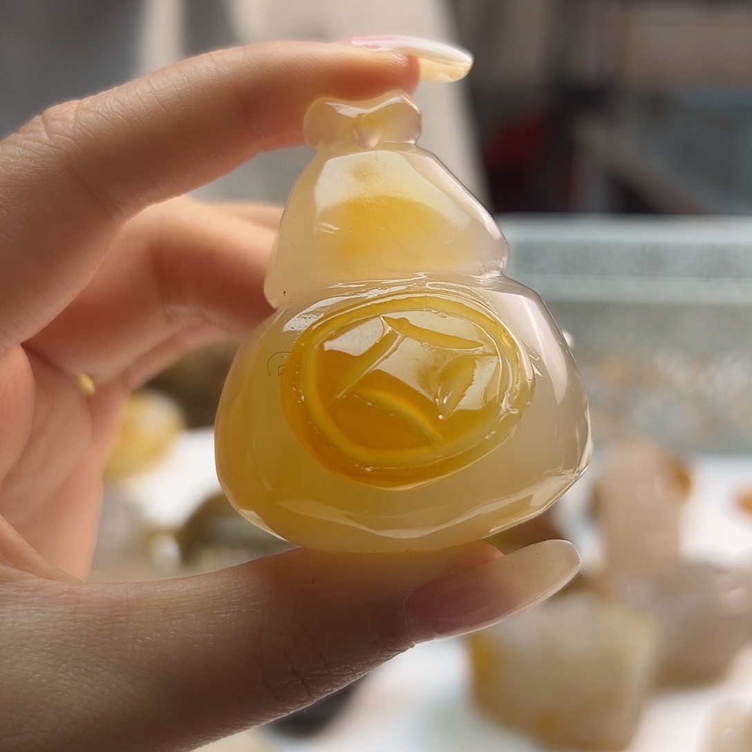 玛瑙/玉髓未镶嵌吊坠(不含链)