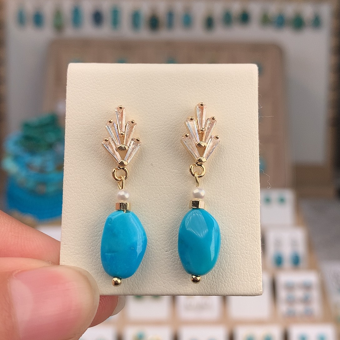 绿松石未镶嵌耳饰