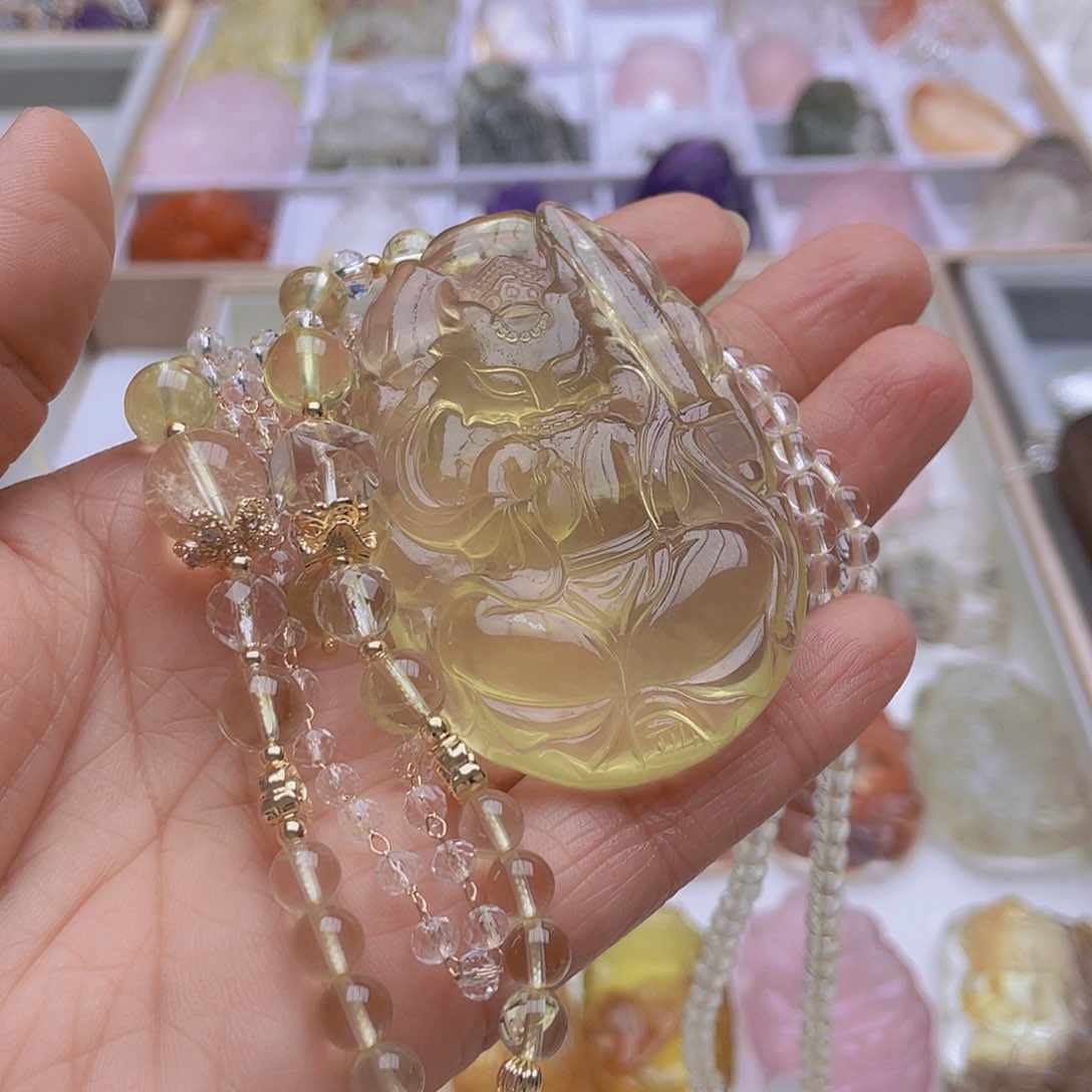 未镶嵌吊坠(不含链)水晶兔*