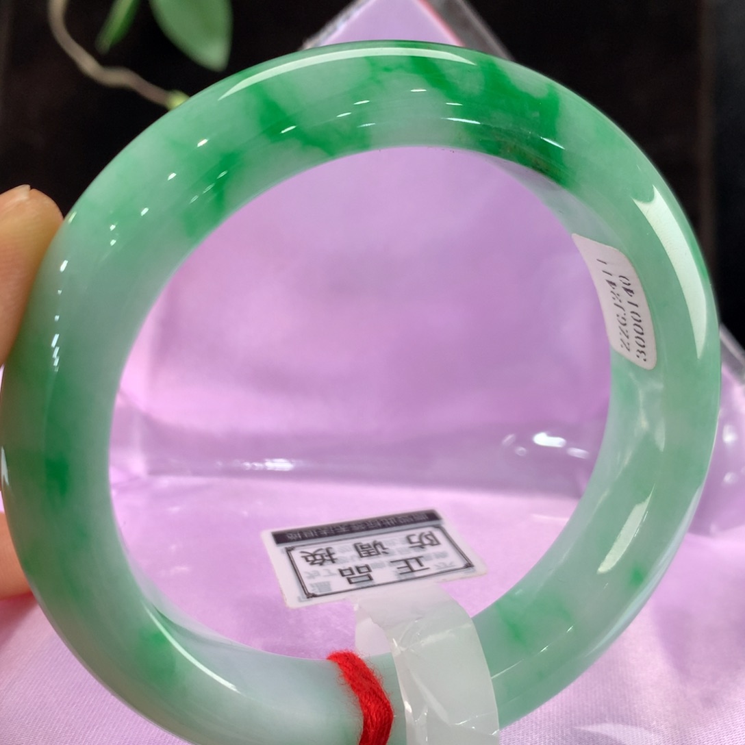 翡翠手镯未镶嵌111-0140