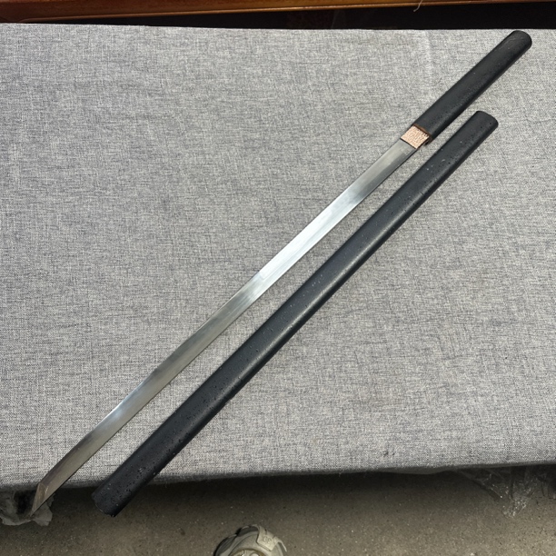 龙泉昊天- 猛钢 素棍唐横刀样品刀鞘有划痕-未开刃