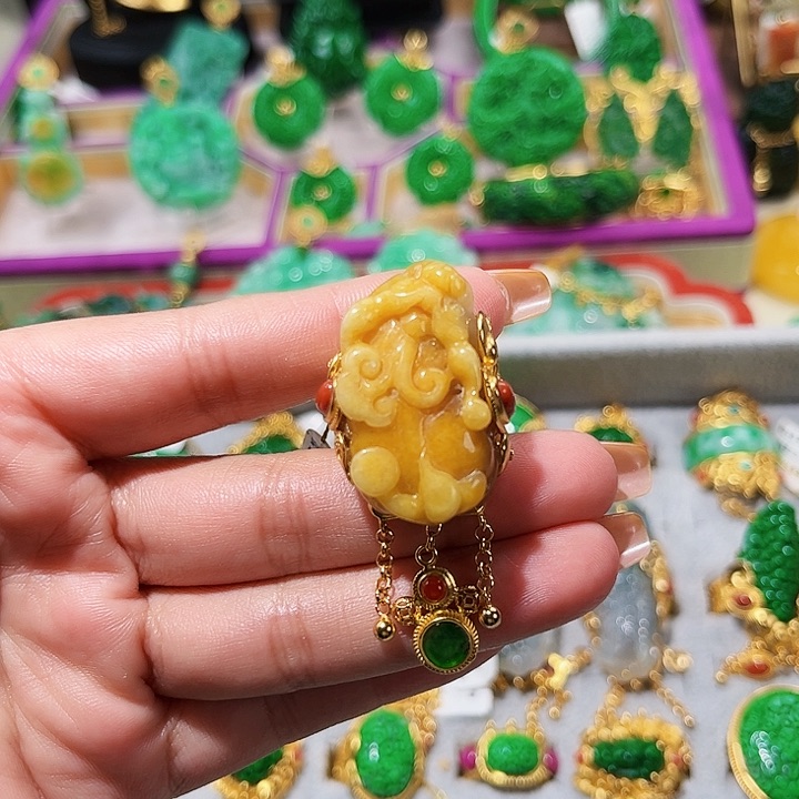 【闪购商品】翡翠戒指银S925镀金镶嵌任*栀貔貅