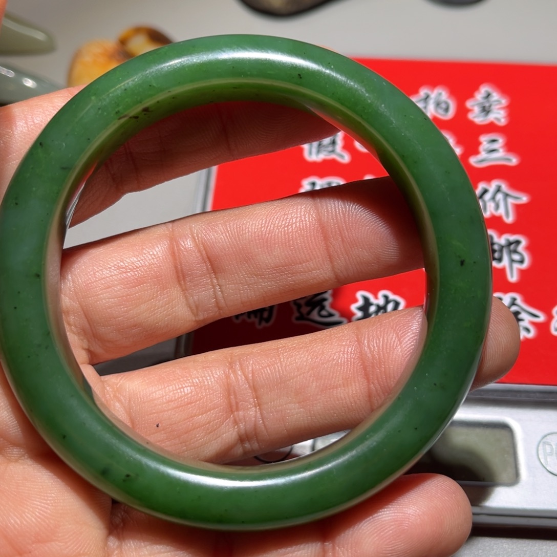 和田玉（糖玉）未镶嵌手镯和田玉