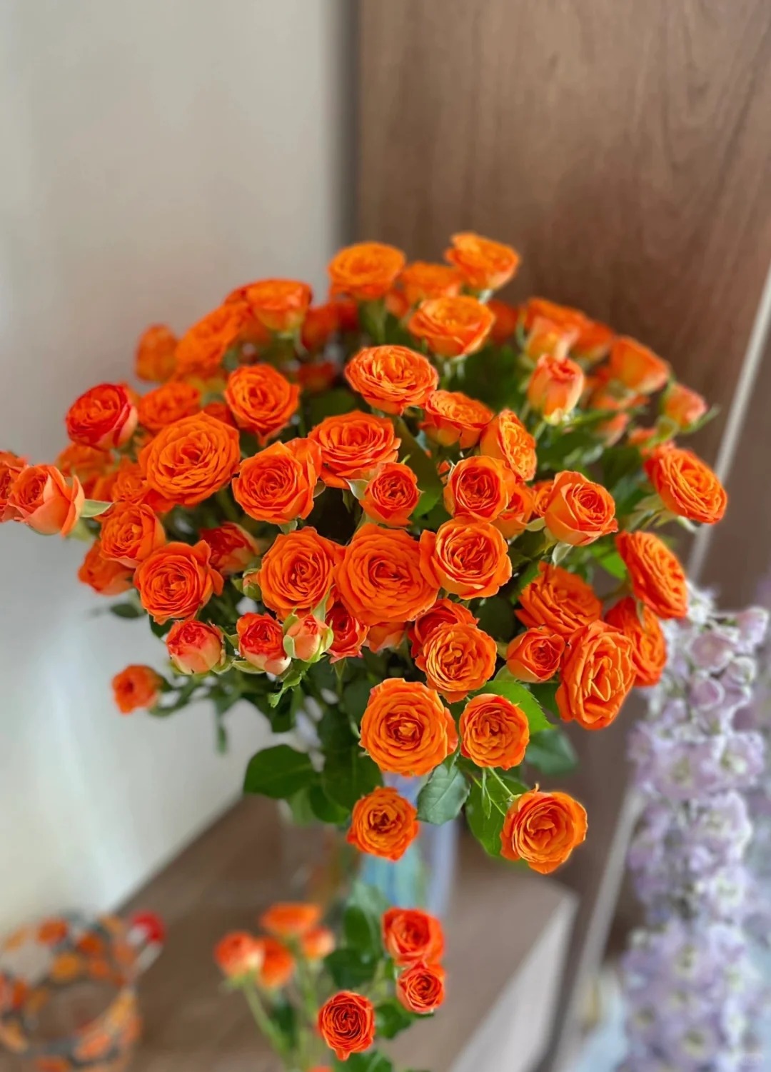 多头玫瑰百合组合-云南直发家庭养护生活鲜切花