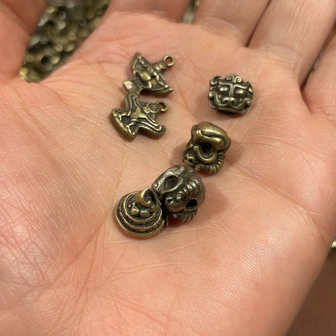 东西很好看很好看