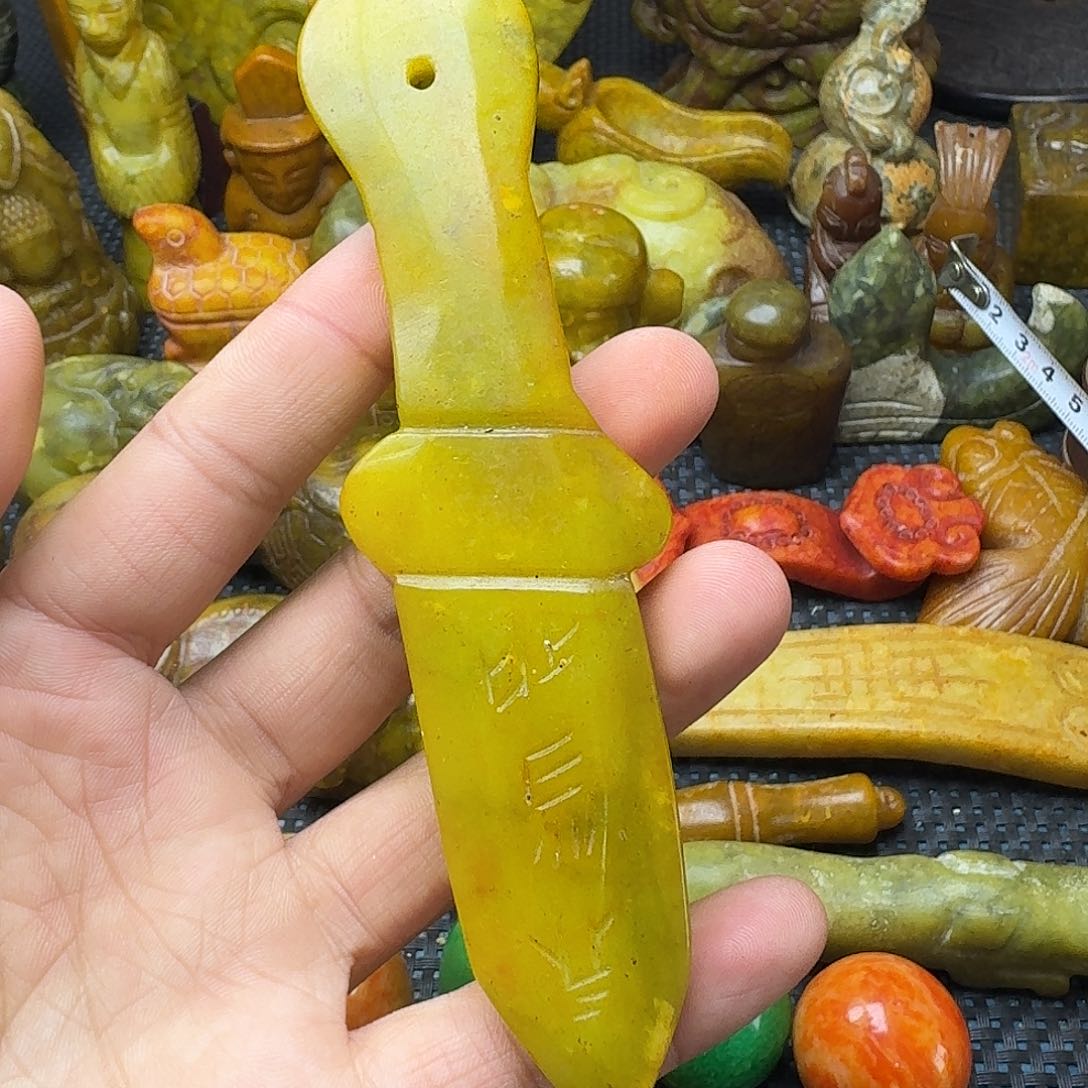 白玉菩提吊坠。。。