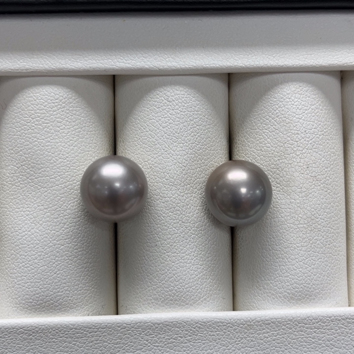 耳饰18K金镶嵌海水珍珠大溪地 11-12mm 147号