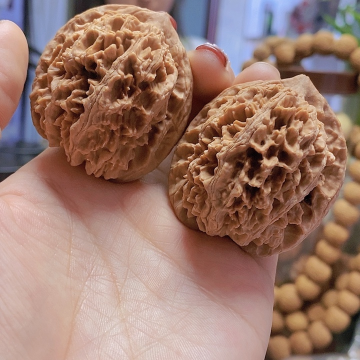 【闪购商品】文玩核桃把件43.5中国大花