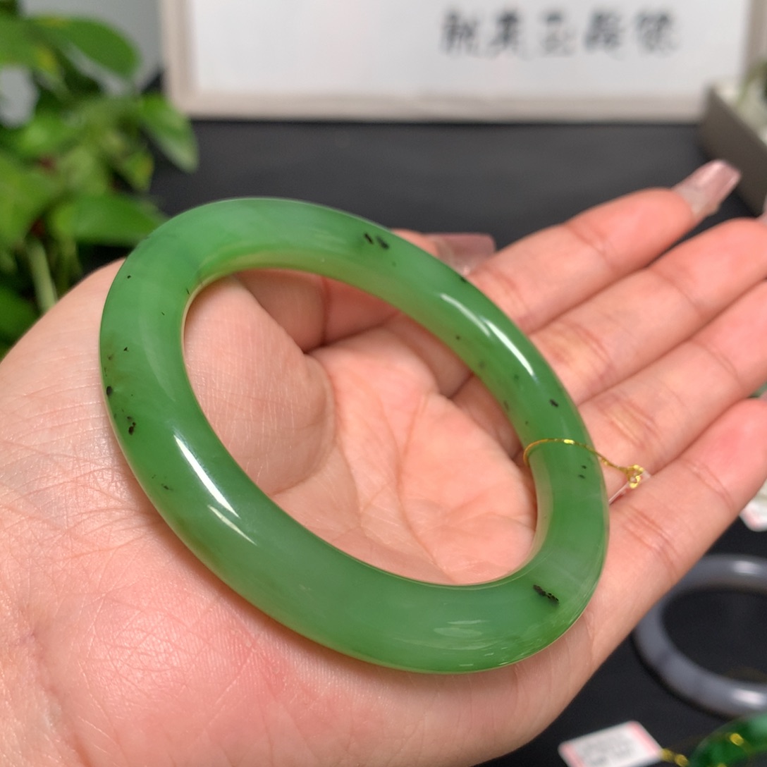 和田玉手镯未镶嵌55