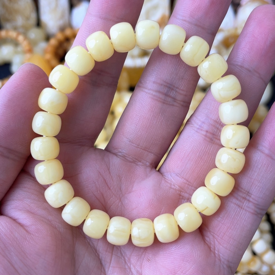 琥珀手串未镶嵌9mm俄料满蜡白花精工老型手串