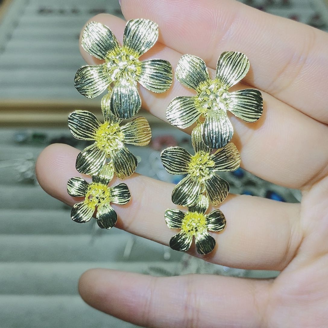 【闪购商品】托帕石耳饰银S925镶嵌