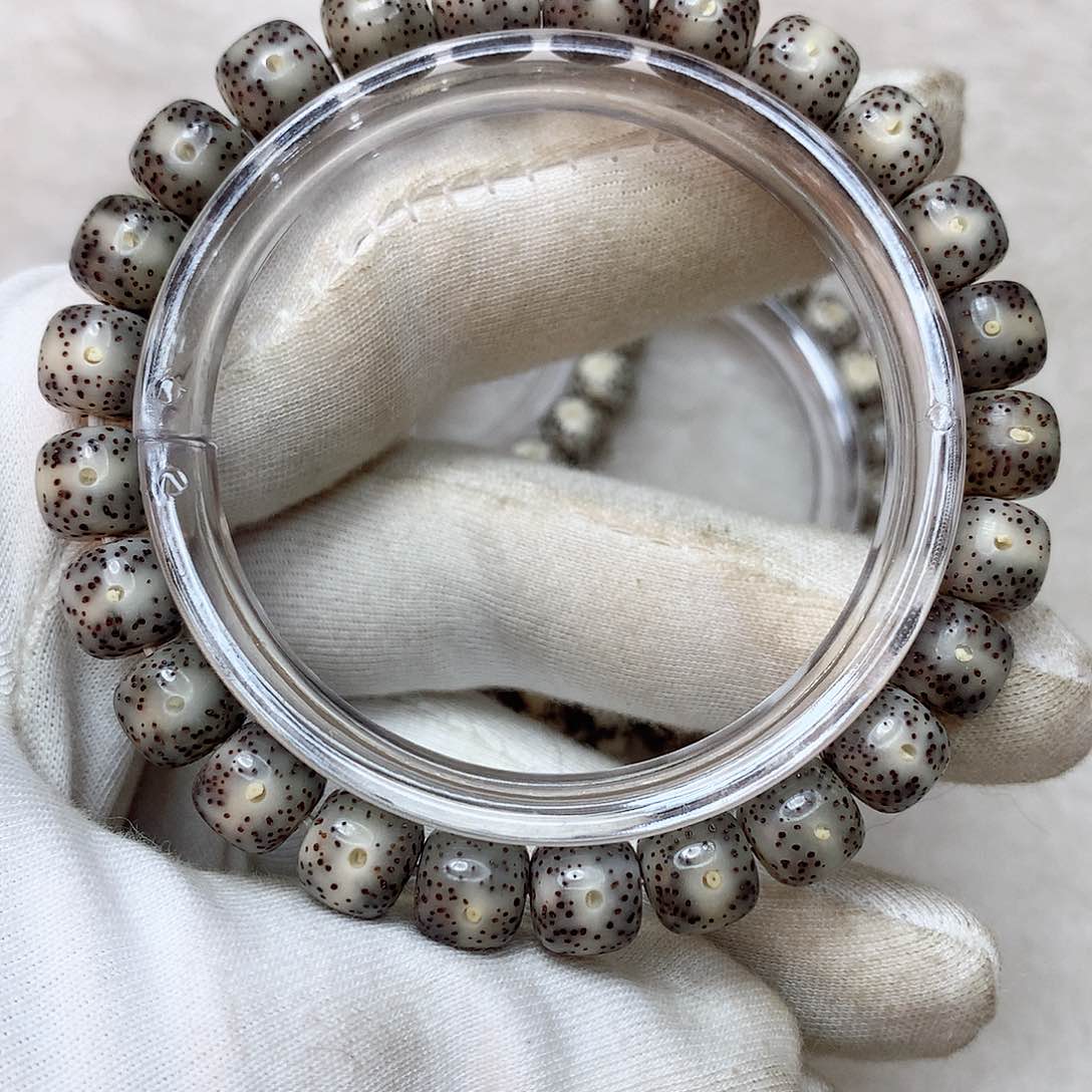 星月菩提手串8号灰冰9×8