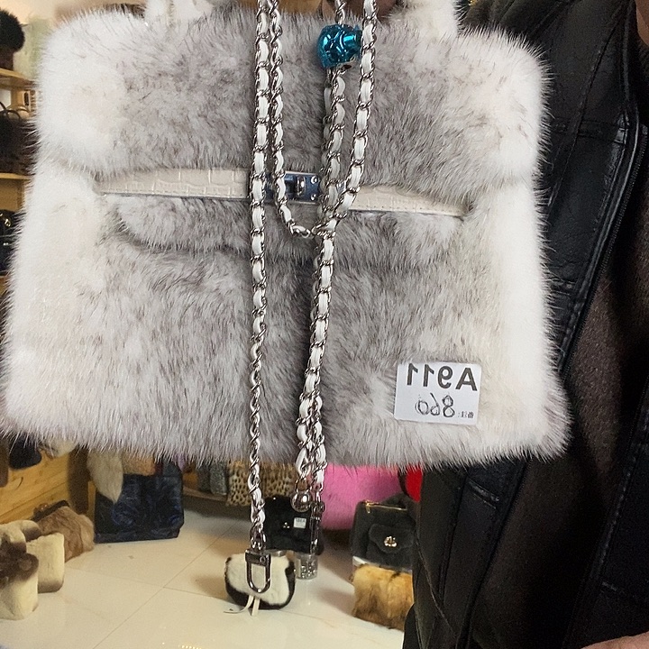 蚕丝黄牛皮（革）娃叔皮草水貂