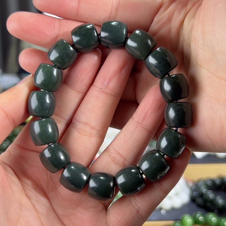 和田玉手串未镶嵌青海青玉卡14直切