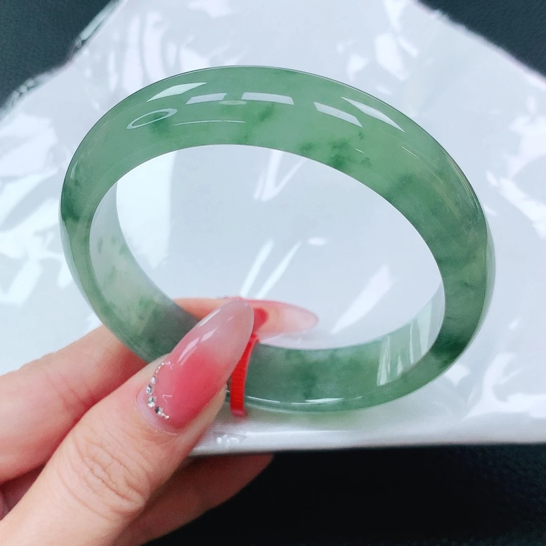 缅甸天然翡翠冰种飘花手镯57圈口