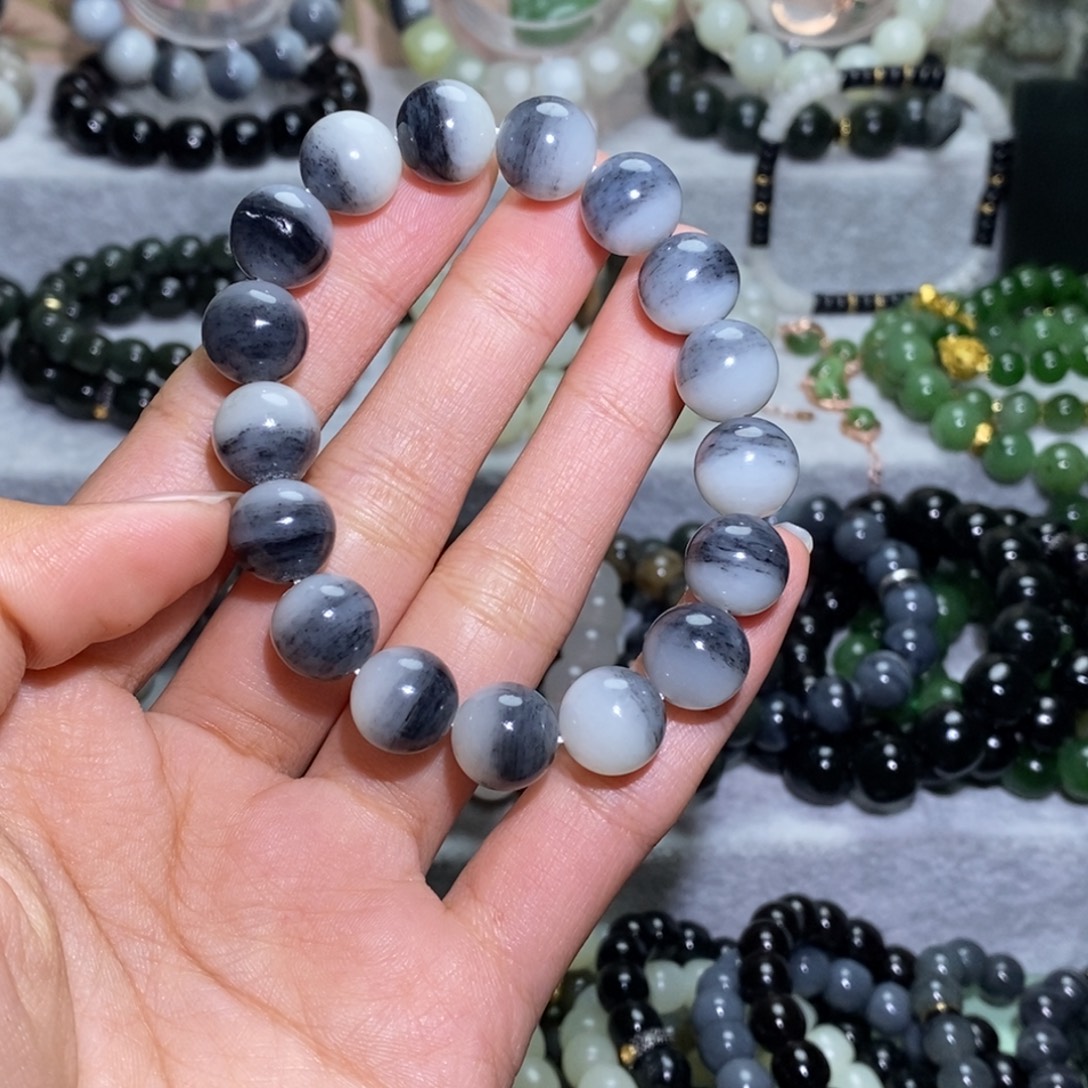 喜****和田玉未镶嵌手链