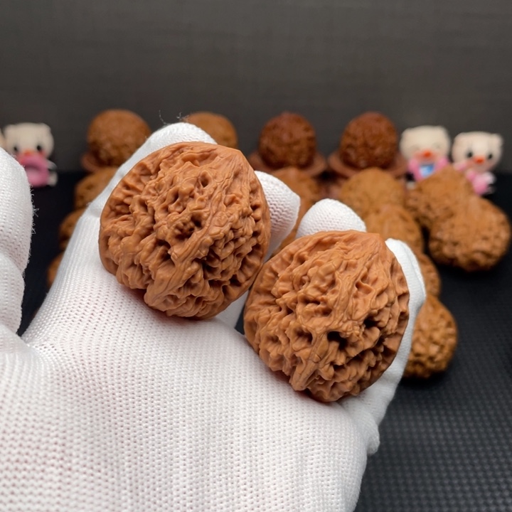 文玩核桃把件古龙39