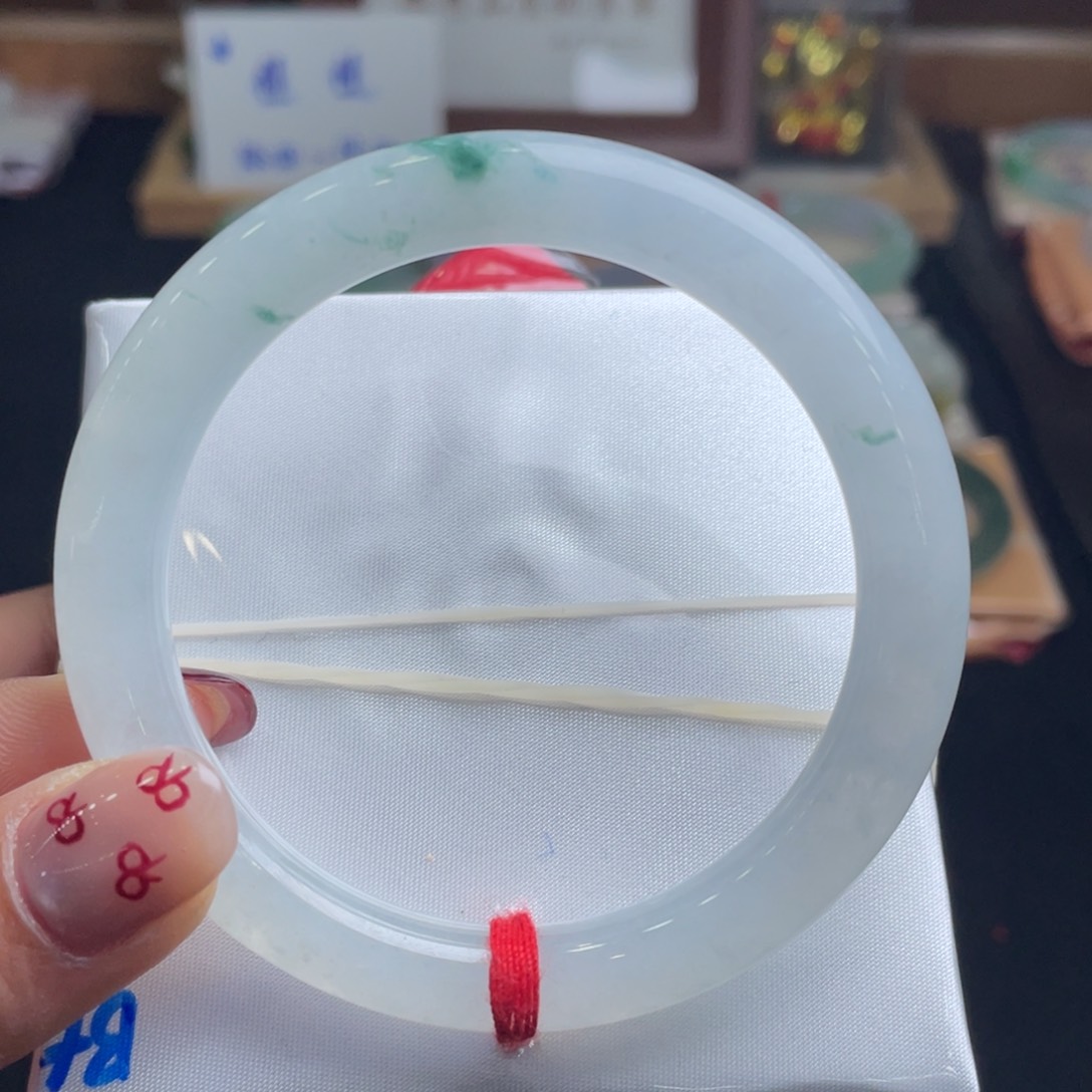 翡翠手镯未镶嵌54.7圆条