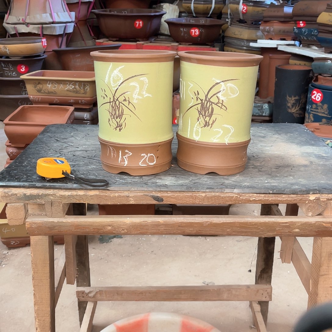 紫砂花盆竹节盆两个