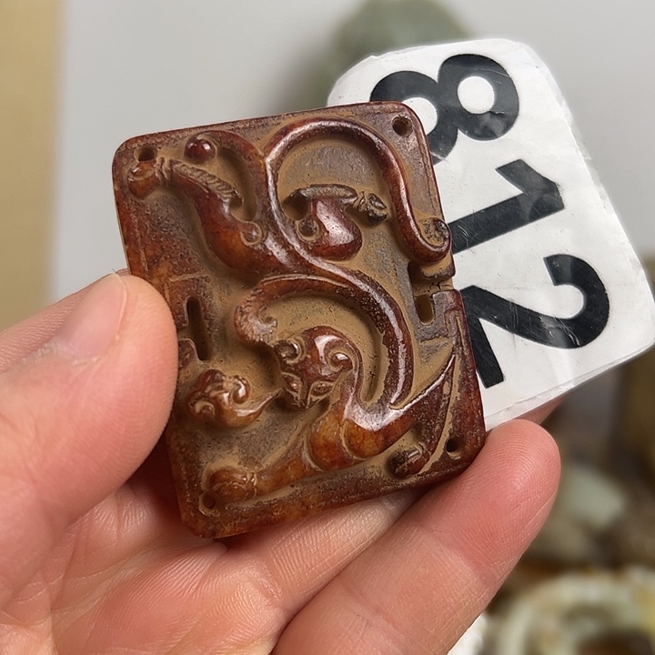 和田玉（糖玉）颈饰未镶嵌