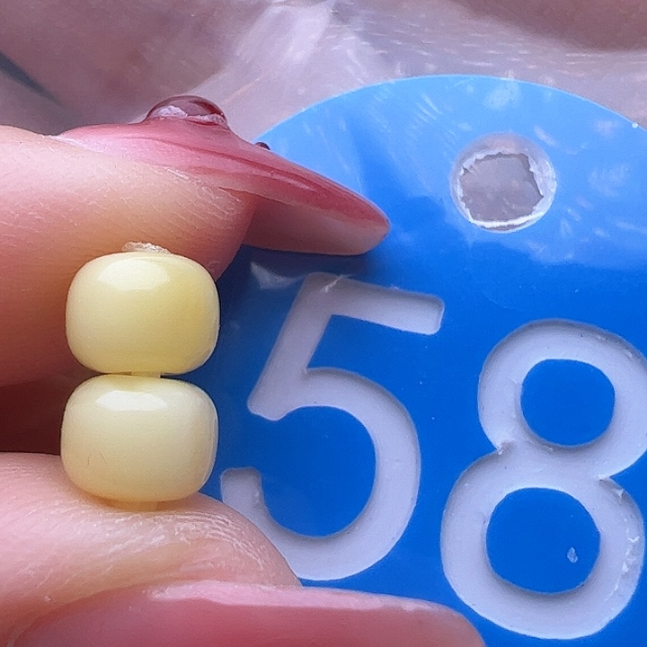 蜜蜡裸石未镶嵌6mm 老型