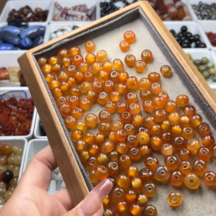 琉璃非金属2.5随机一颗