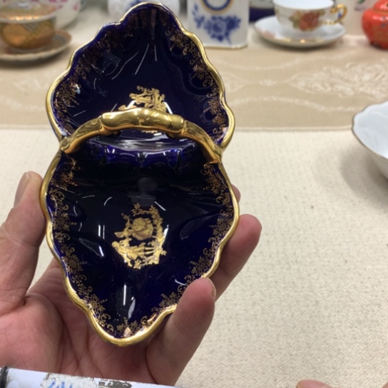 瓷片这些东西是因为