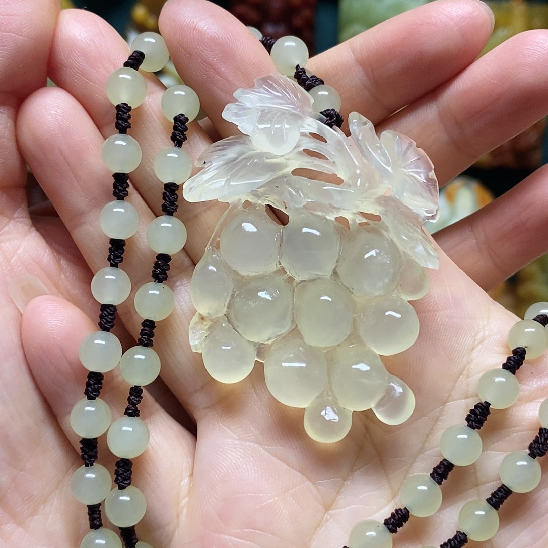 岫玉未镶嵌吊坠(赠链)