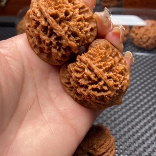 文玩核桃吊坠44全品满天星