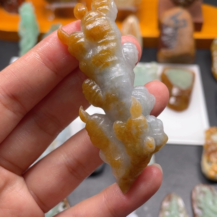定制翡翠未镶嵌翡翠