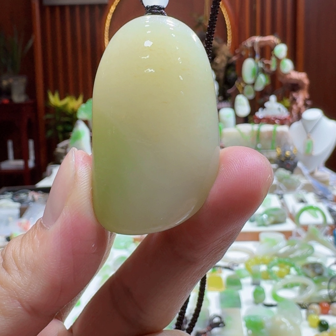 和田玉和田玉翠青原石未镶嵌