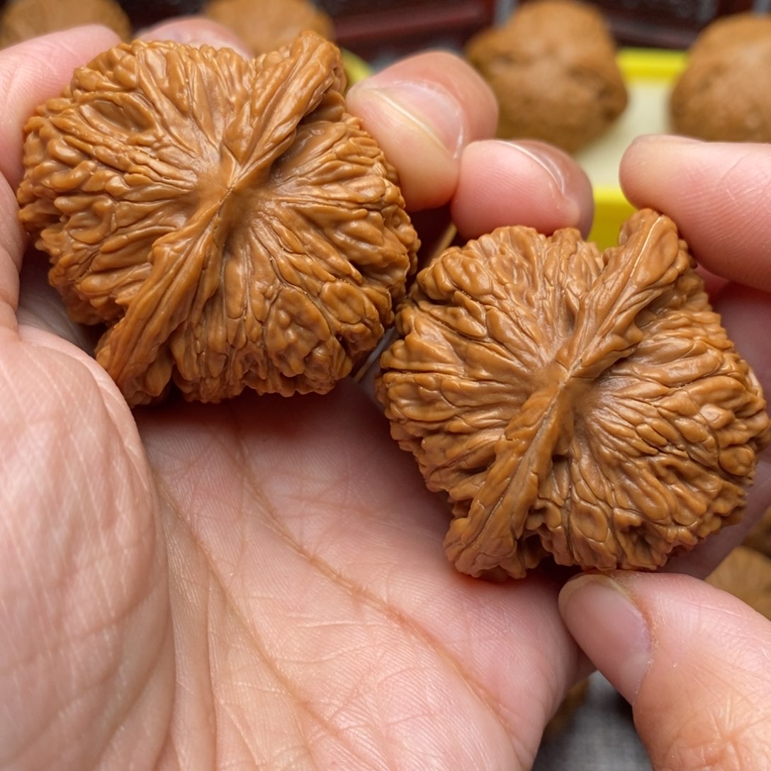 文玩核桃把件全品四座楼44尺