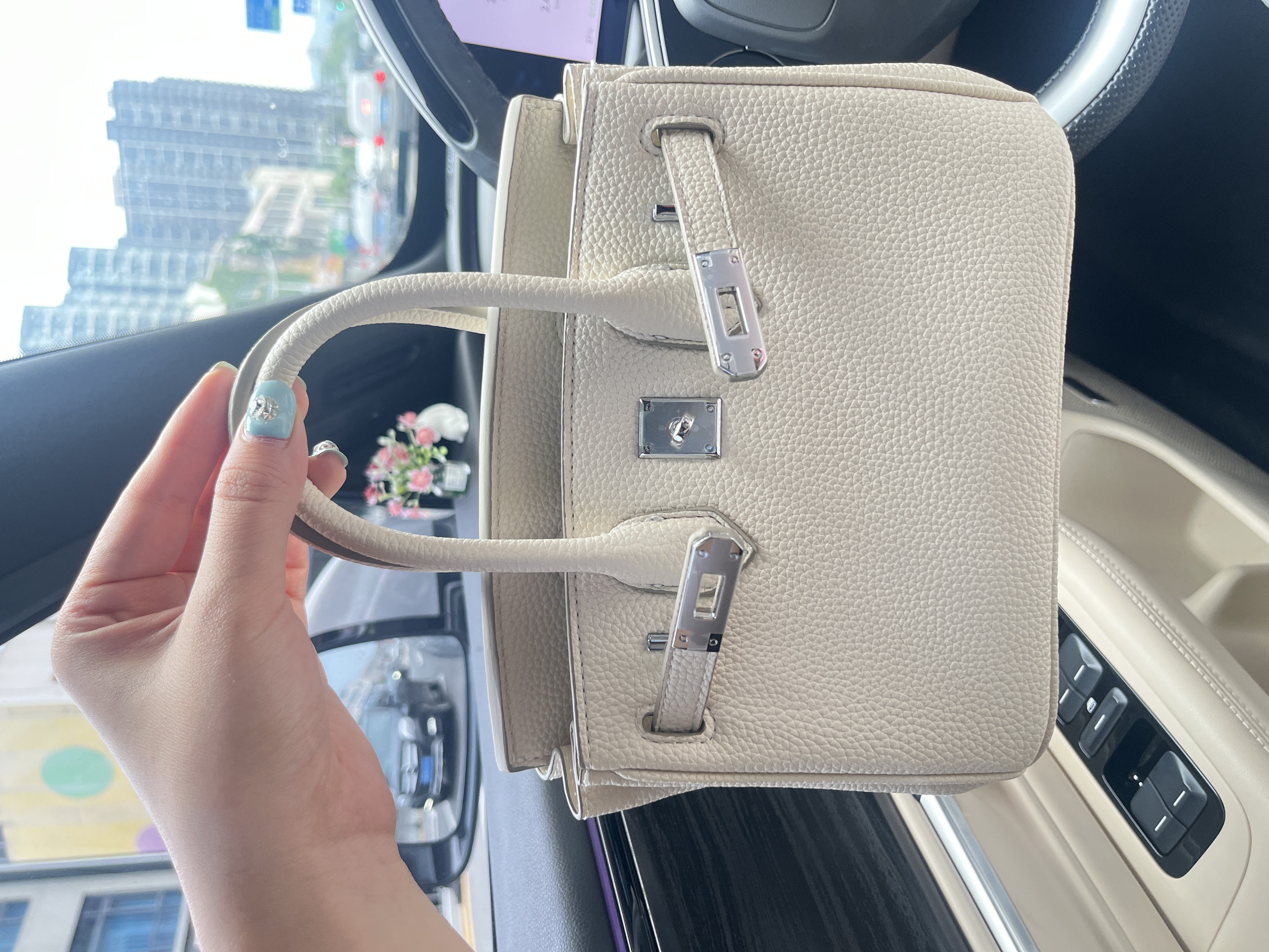 新款小号20尺寸奶昔白铂金包型｜气质百搭两用网红时尚休闲牛皮