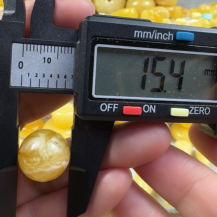 蜜蜡未镶嵌裸石20