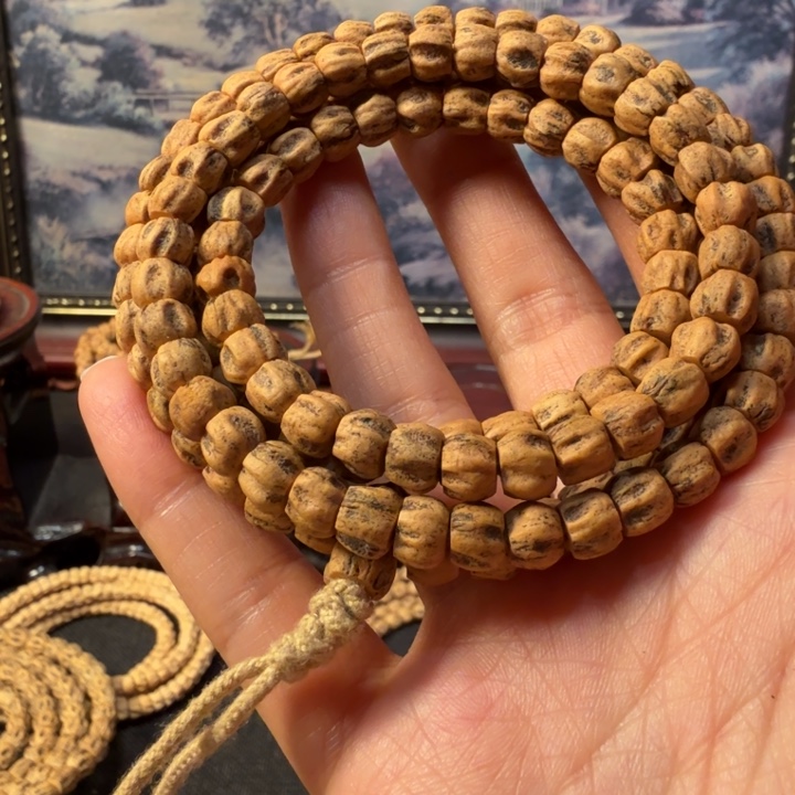 柏香籽/百香籽手串渡*?