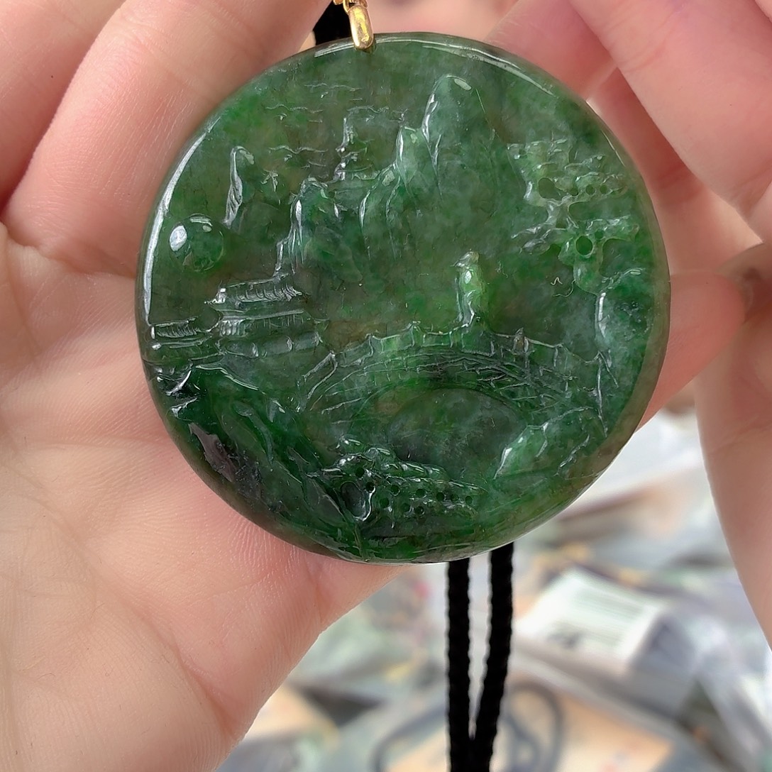 翡翠未镶嵌颈饰翡翠