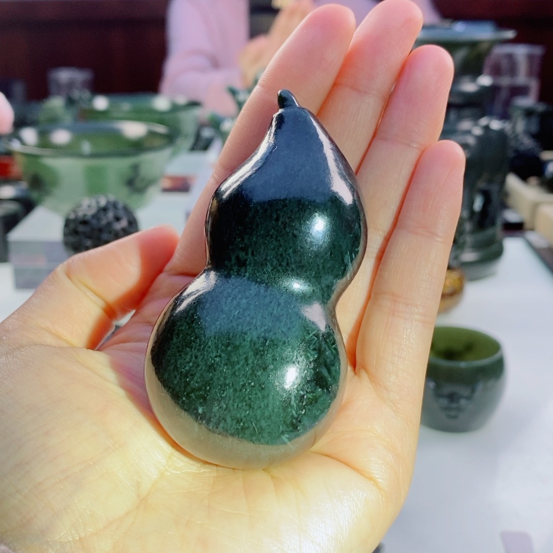 和田玉（青玉）挂件未镶嵌