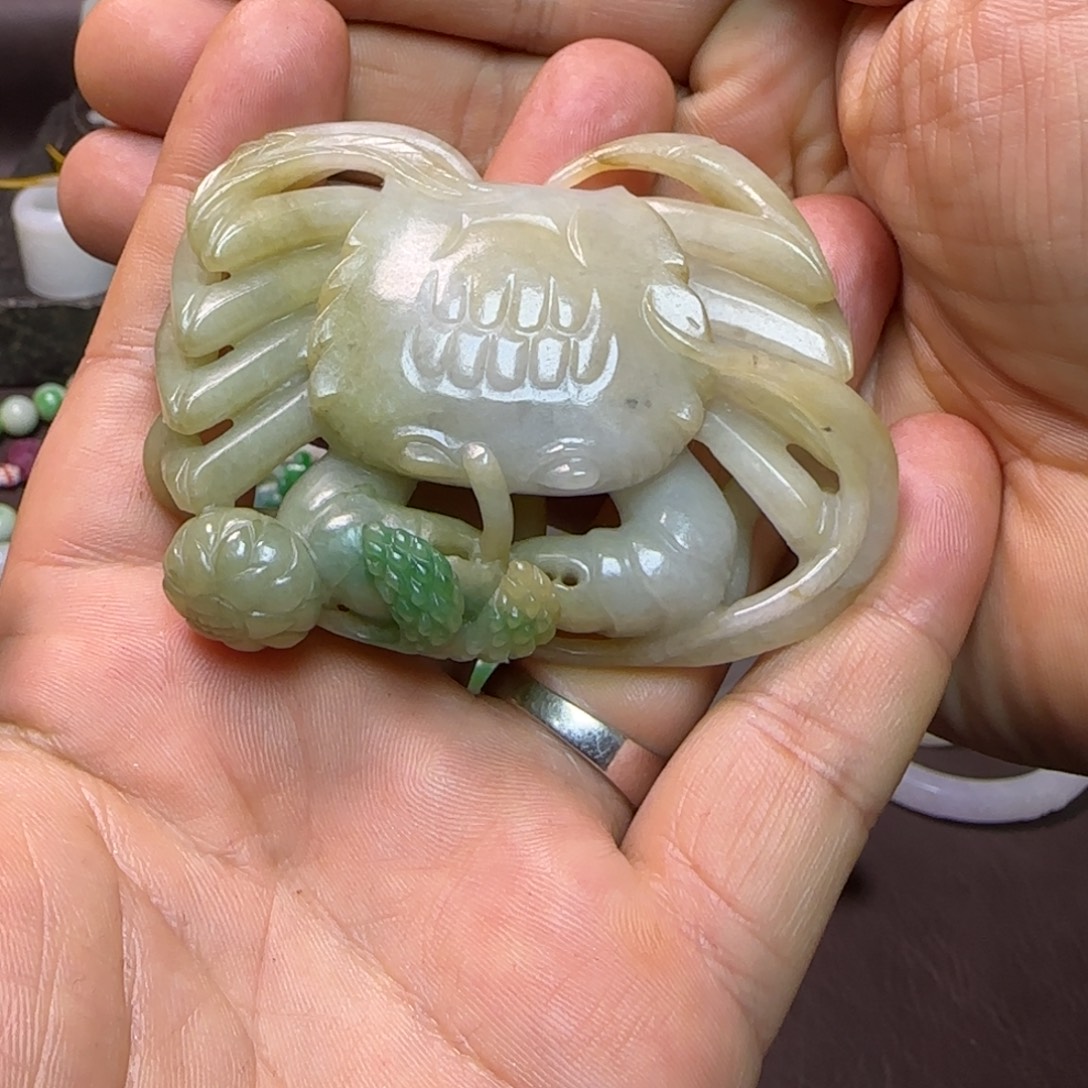 周***坤翡翠未镶嵌吊坠(不含链)