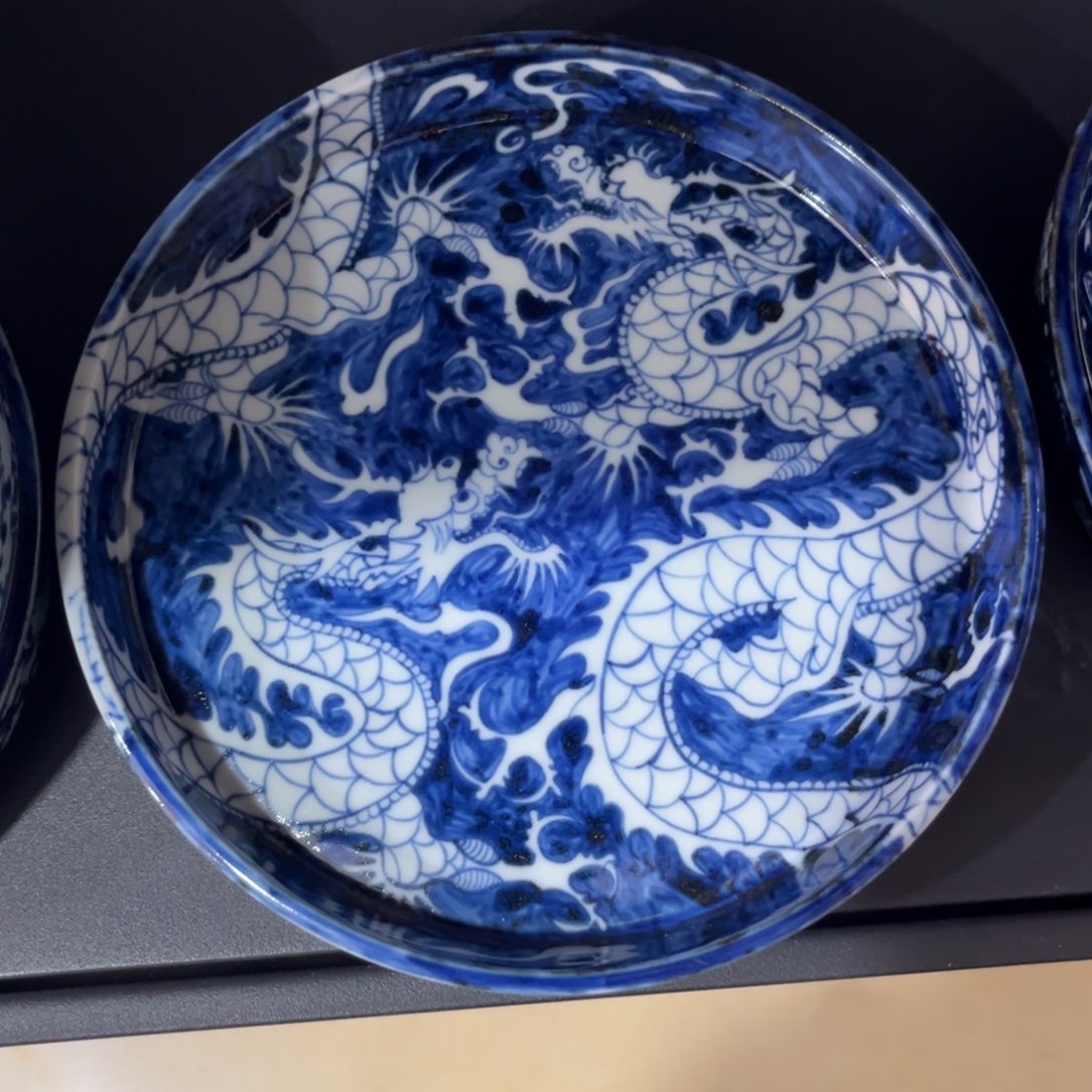 仿元满绘地皮龙壶承