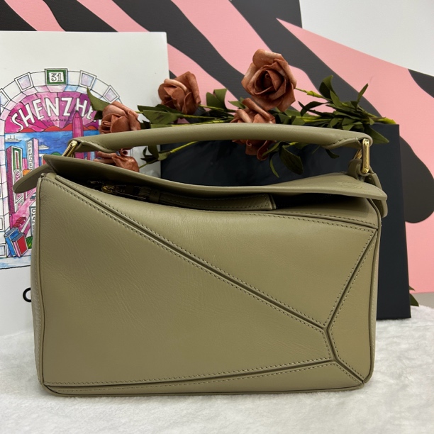 99新 LOEWE/罗意威 绿色puzzle几何包小号斜挎手提包