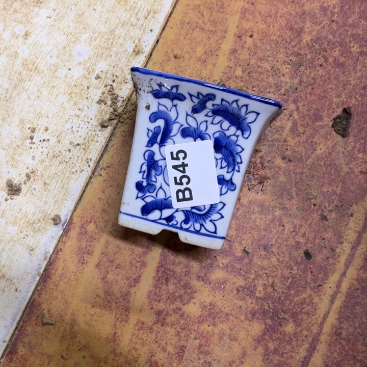 毛***雨陶瓷制品瑕疵处理