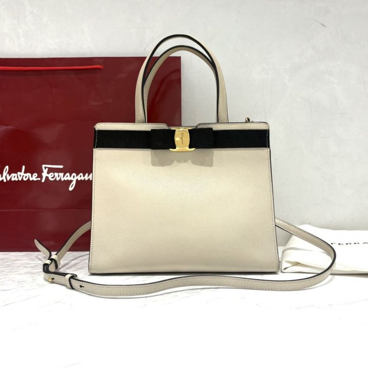 95新/菲拉格慕/C5438771658/[PY1206B006]