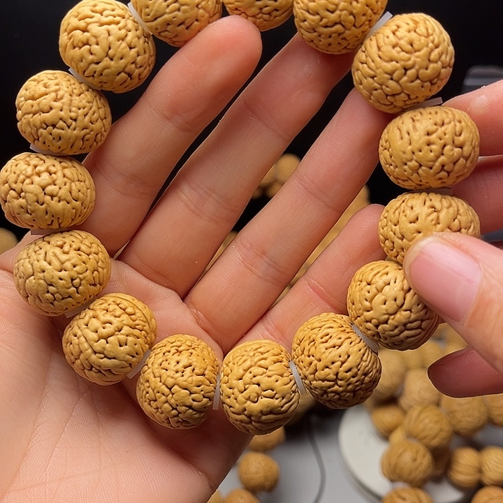 顺***呗吊坠桃核桃核手串