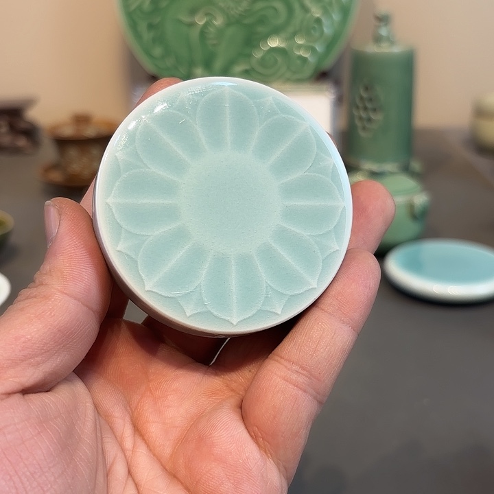 瓷片龙泉青瓷福利青瓷