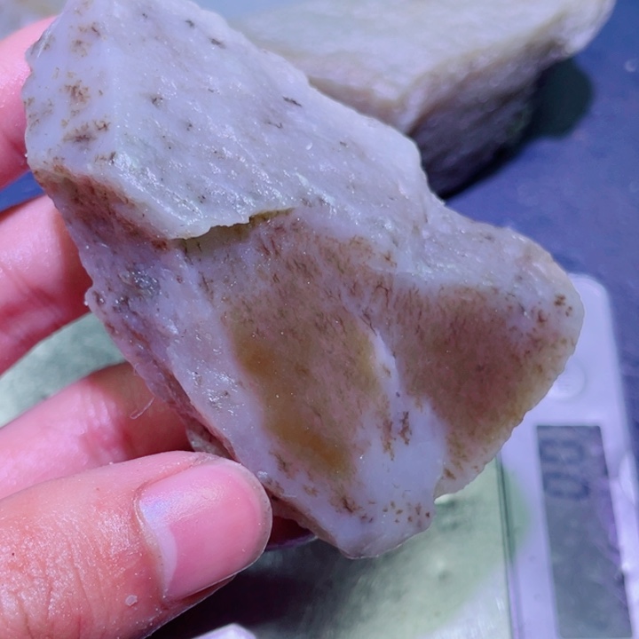 和田玉（糖玉）未镶嵌珠宝半成品